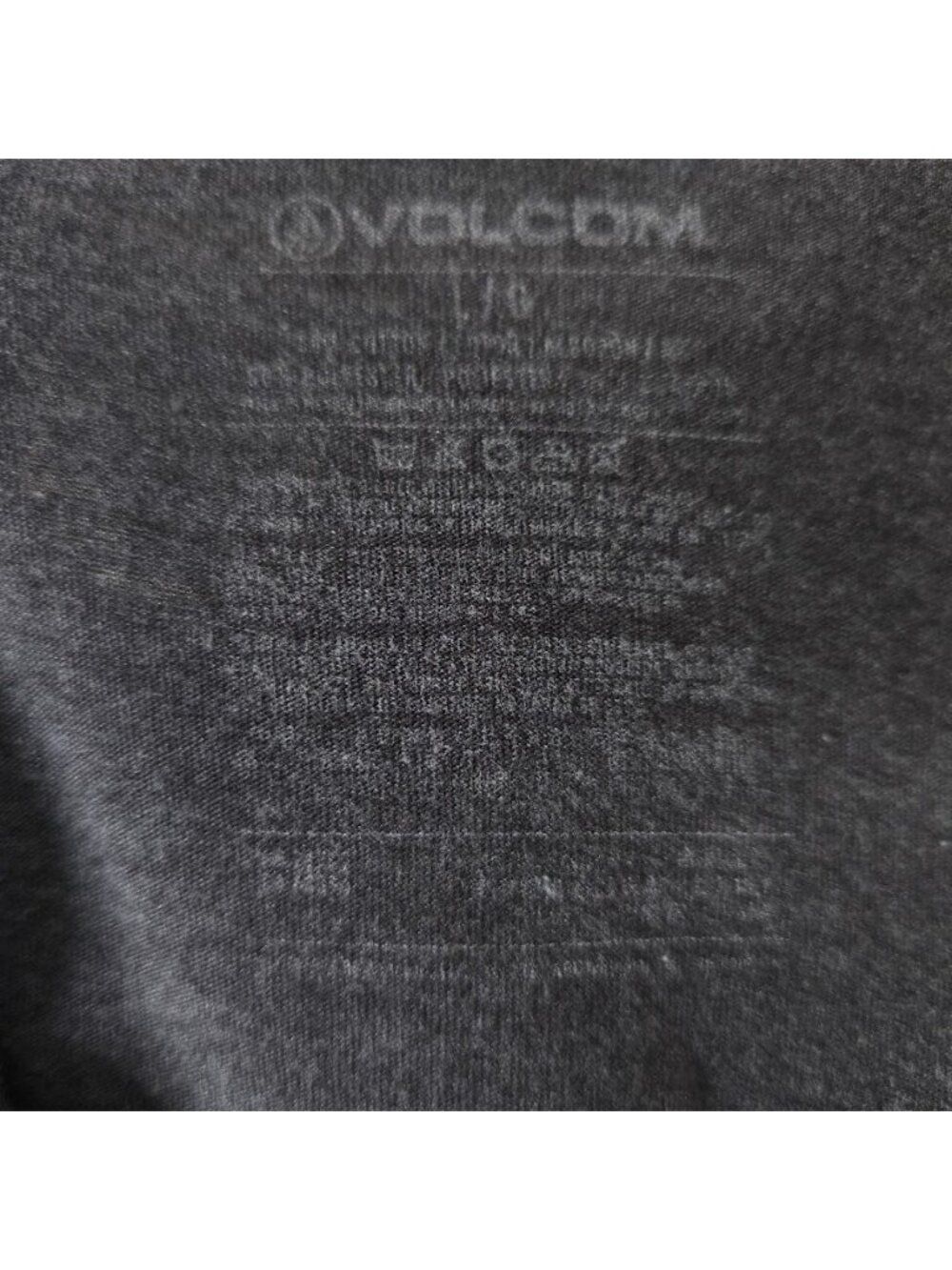 Volcom Stone T Shirt Mens Size Large Gray Surf Skate Camo Camouflage Streetwear - Picture 5 of 6
